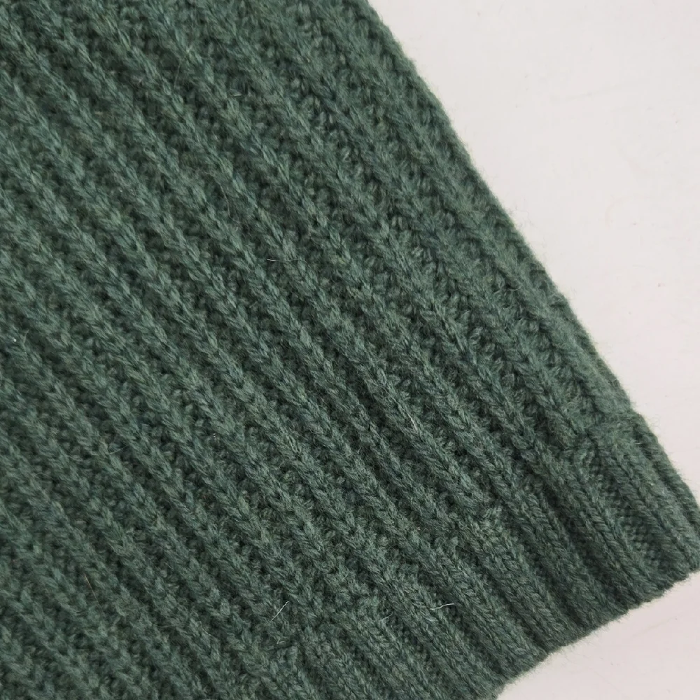 Levi's Forest Green Crewneck Sweater - Picture 6 of 11